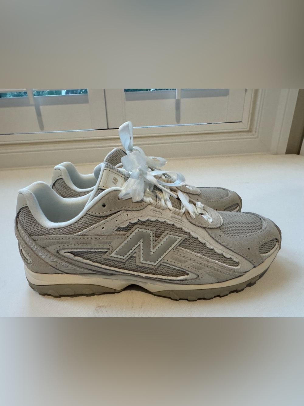 New Balance 204L Ribbon Laces Sea Salt Linen Sneakers Size 7 Women’s
